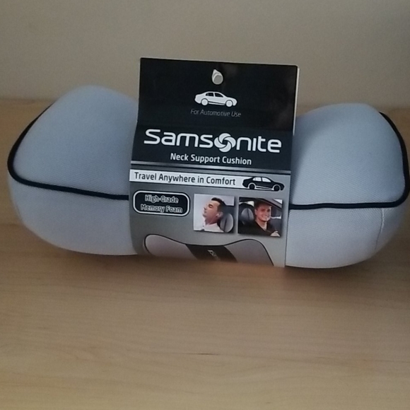 Samsonite Other - Nwt ! Samsonite neck support cushion